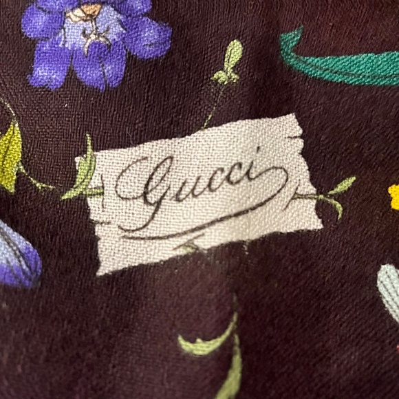 Gucci Vintage shawl - Picture 1 of 9